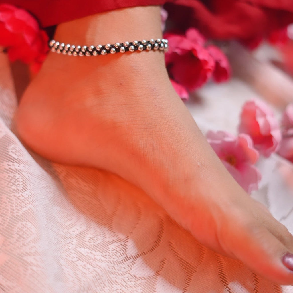 STERLING SILVER 92.5 MULTIPLE BALL THREAD ANKLET