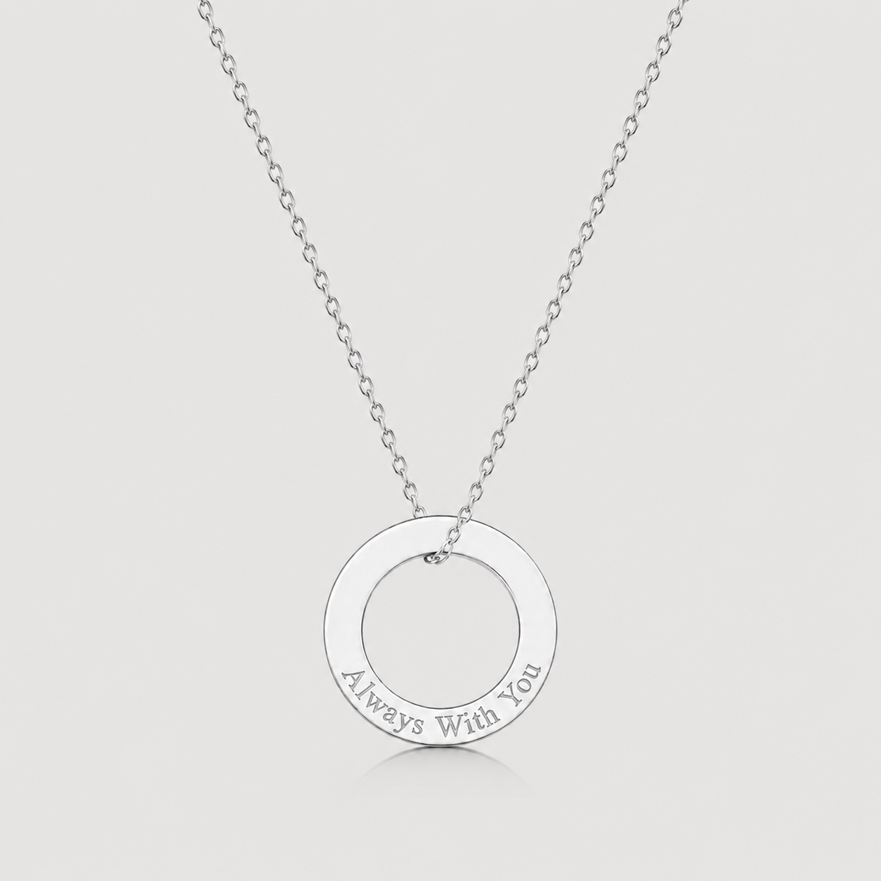 Vylae Round Engraved Charm