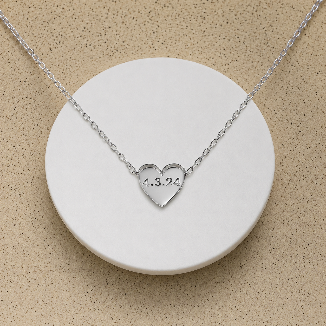 Vylae Engraved Love Necklace