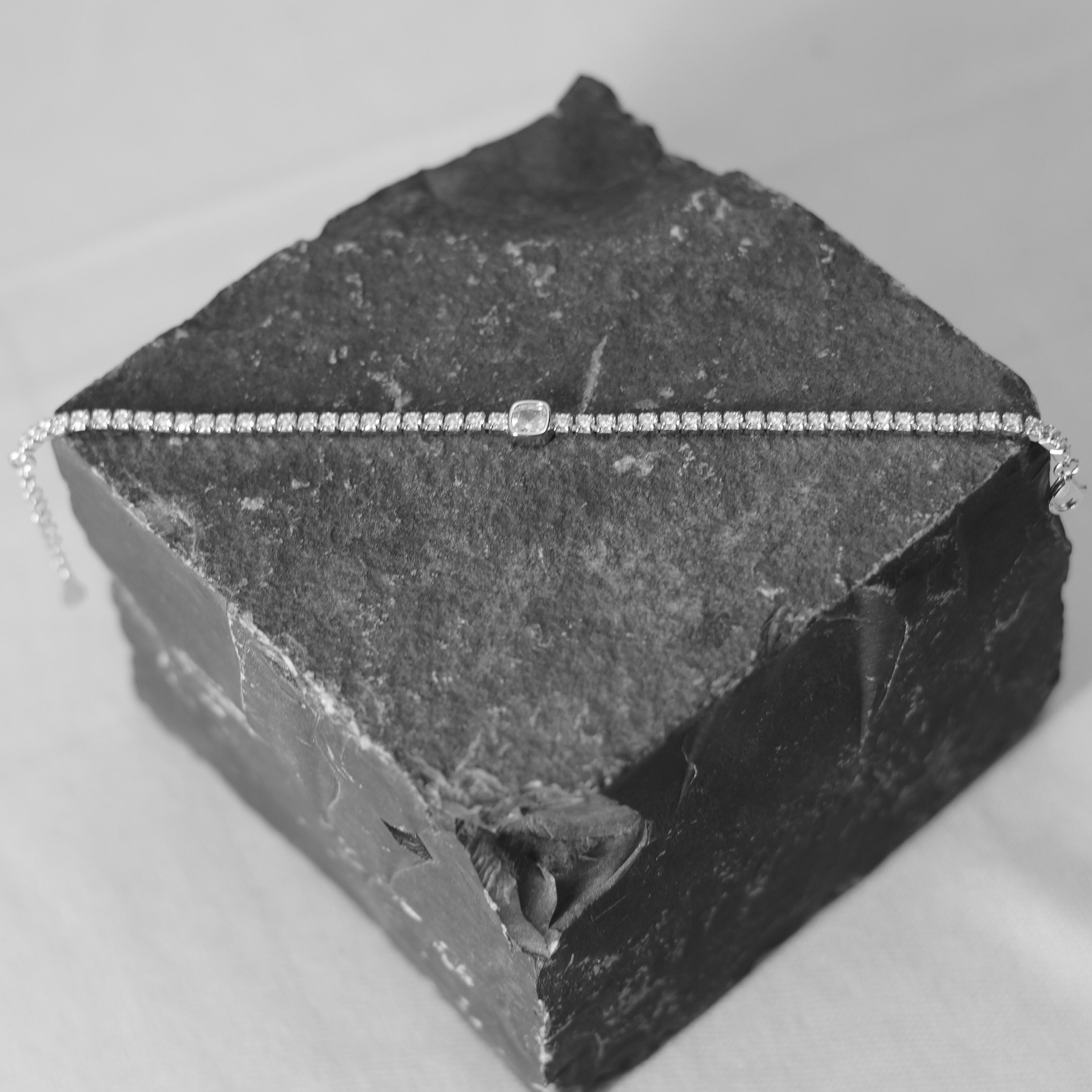 STERLING SILVER CZ TENNIS BRACLET