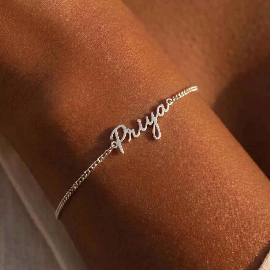 Vylae Luxe Name Bracelet