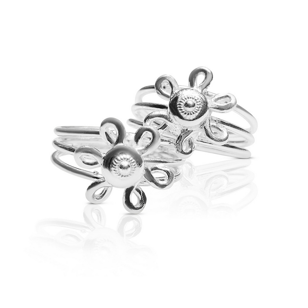 92.5 STERLING SILVER FLOWER ADJUSTABLE TOE RING FOR WOMEN